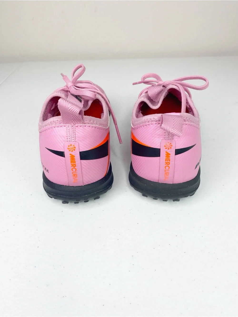 Nike Jr. Mercurial Vapor 16 Academy Turf Cleats Sneakers Pink Size 2Y